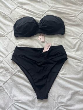 Victoria’s Secret Black Strapless Twist Bikini Set